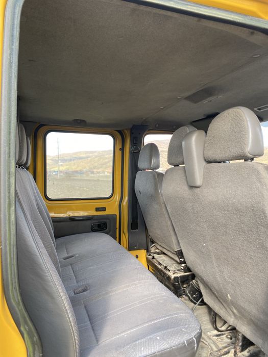 Vând Ford Transit