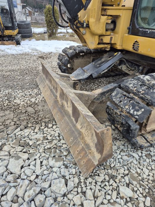 CAT 308D CR modelul cu braț lung