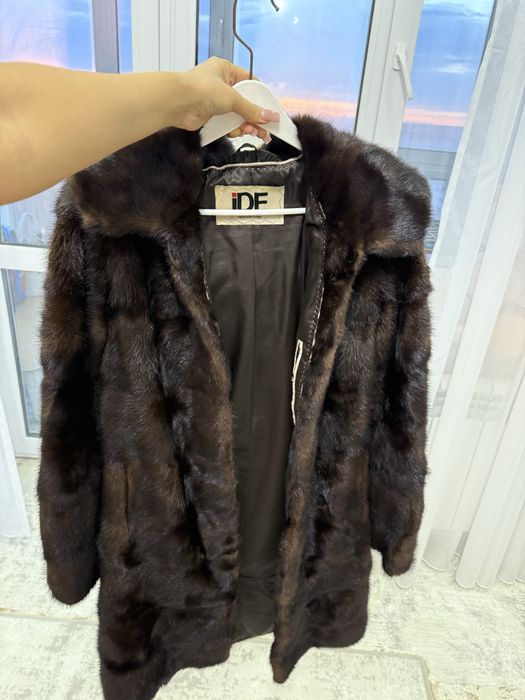 Продам Норковую шубу