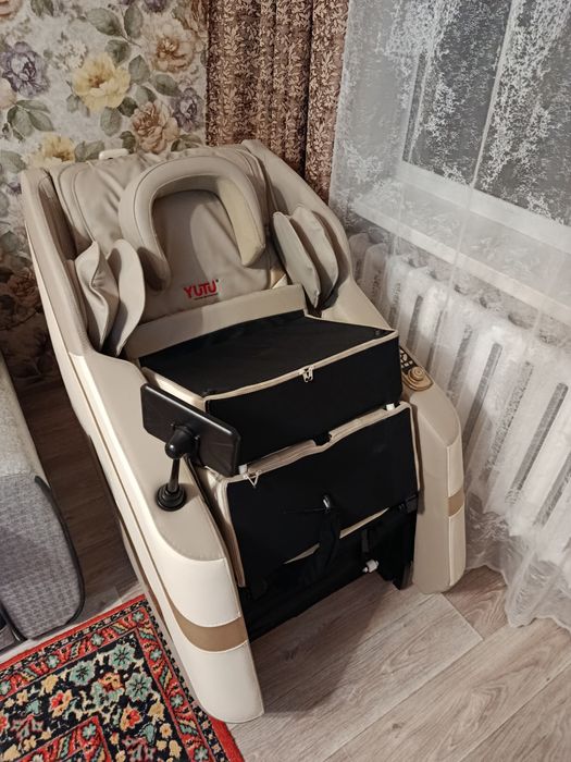 Массажное кресло