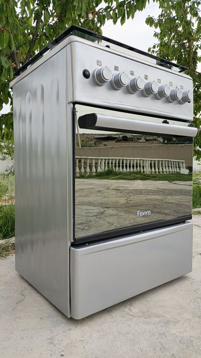 Ферре газ плита.