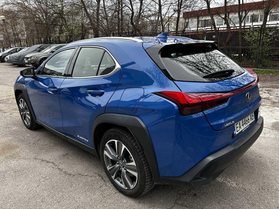Lexus UX 300e Lux