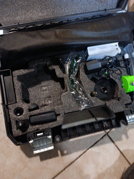 Лазерен нивелир Hilda LS4-S2, Зелени линии, 4 х 360°, Самонивелиращ