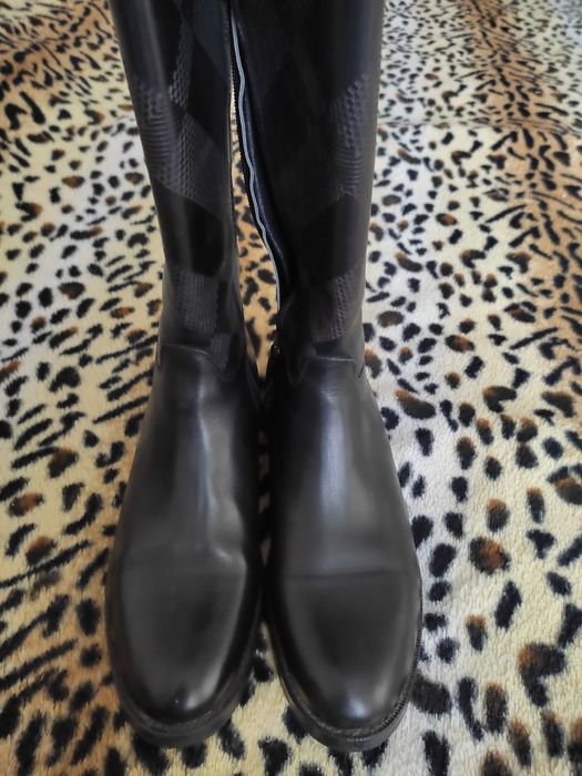 Продам сапоги осень - весна.