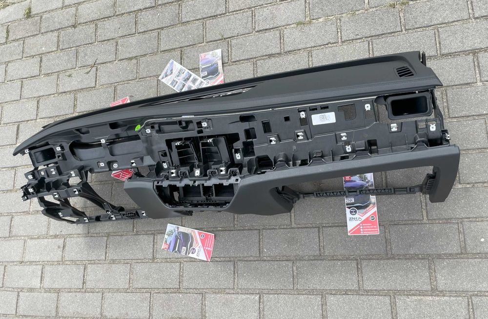 VW Passat B9 3J - plansa de bord cusatura HUD - kit airbag / centuri