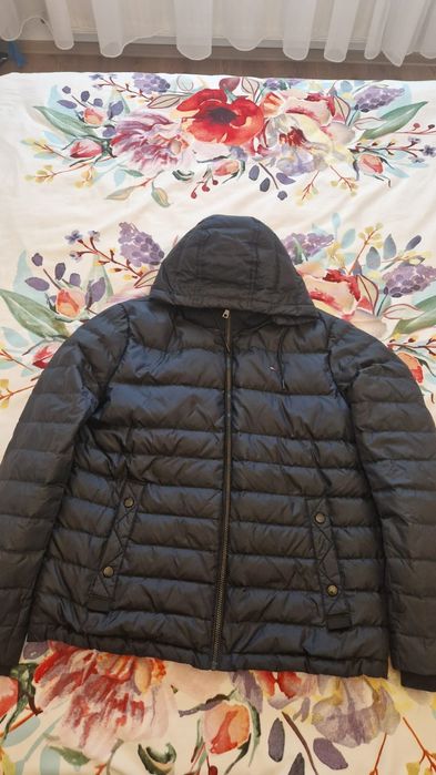 Geaca tommy original marimea L
