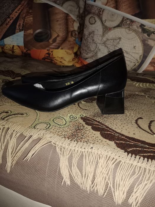 новые женские туфли