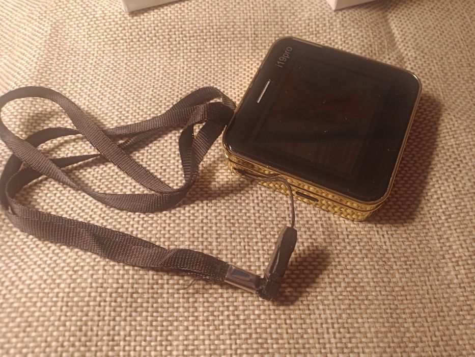 Маленький телефон