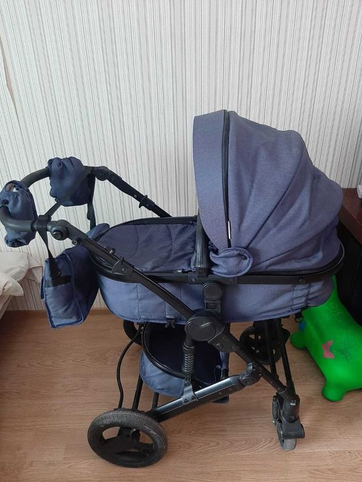 Детская коляска.