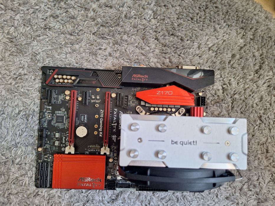 Procesor I7-6700K, placa de baza ASROCK Z170, cooler beQuiet
