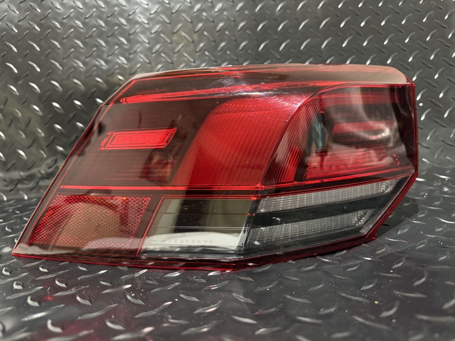 Volkswagen Golf 8 ляв стоп Vw desen stop Голф 8