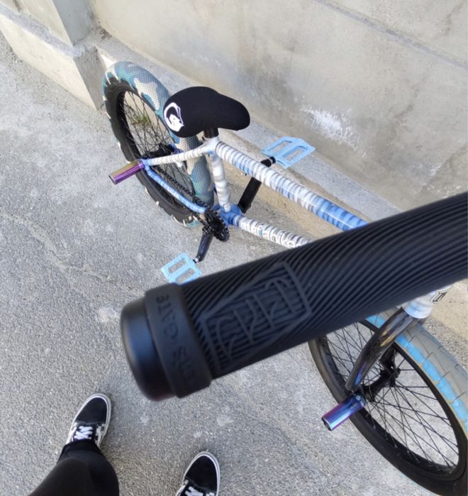 Vand bmx mafia bike