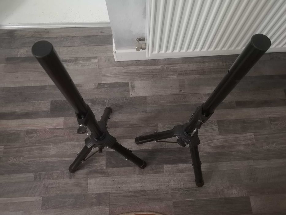 Trepiezi boxe,sateliti,inalte