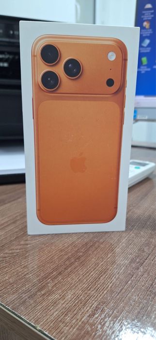 Iphone 17 Pro 256 gb orange