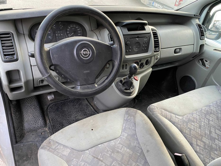 Scaun Bancheta Fete usi Timonerie OPEL VIVARO 1.9 DTI F9Q mediu 2006
