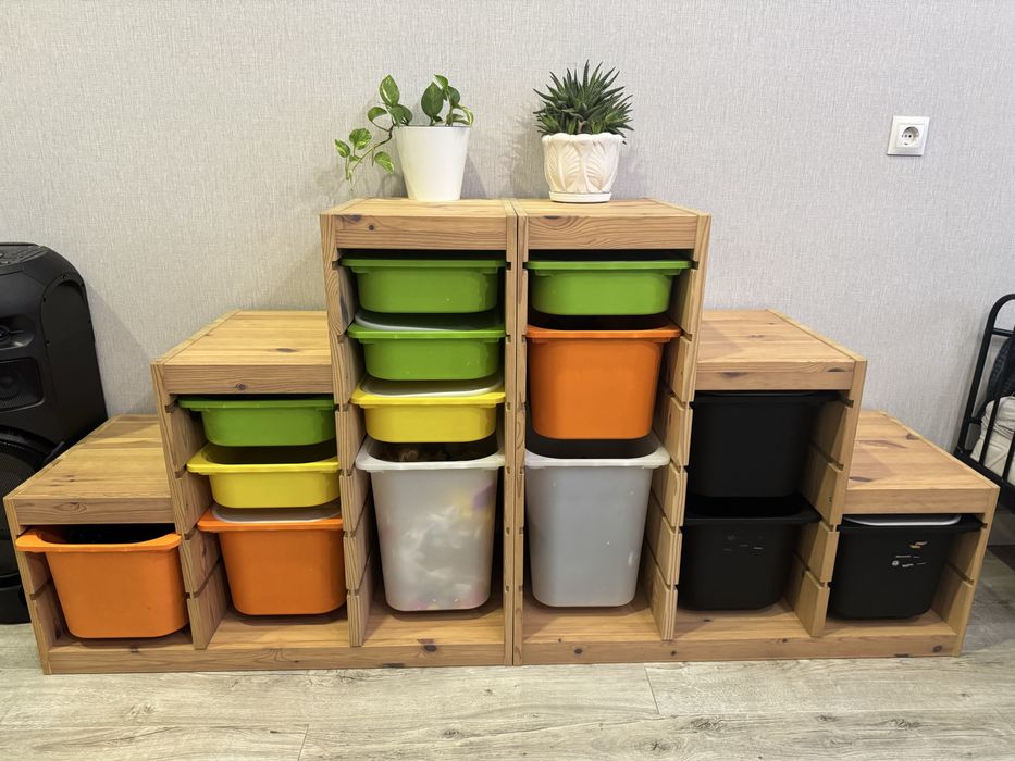 Стеллаж Икеа Труфаст с контейнерами