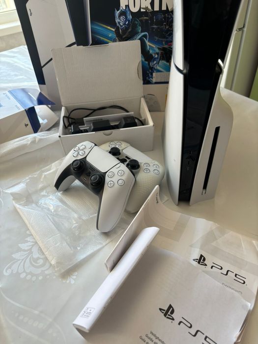 Продам пс5 ps5 в идеалном состояний