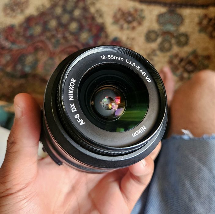 Nikon D3000 Фотоаппарат