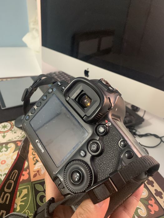 Санон фото апарат5DS