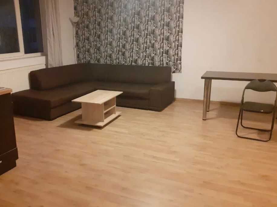 Дава се под наем Тристаен апартамент в Пловдив, Централна гара - 74 кв.м за 249.9 € - Снимка #1