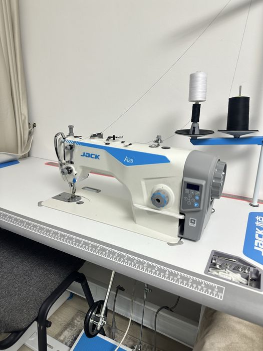 Продается швейная машина Jack A2B