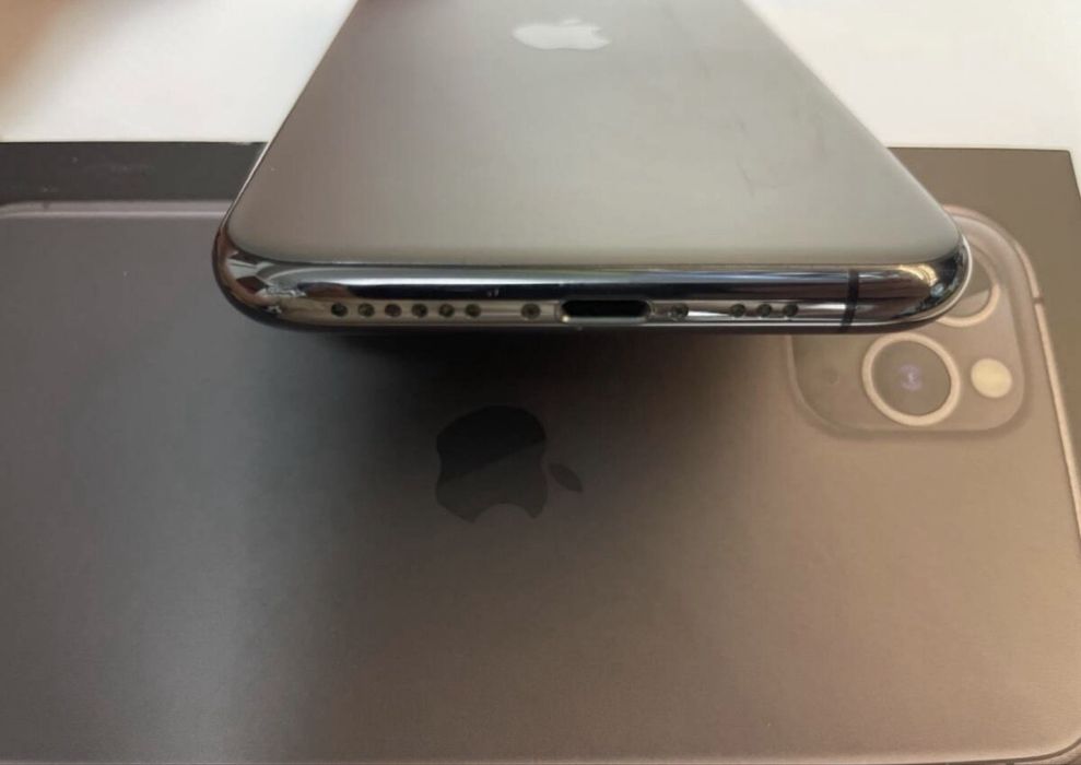 iPhone 11 Pro. АКБ 100%. Новый