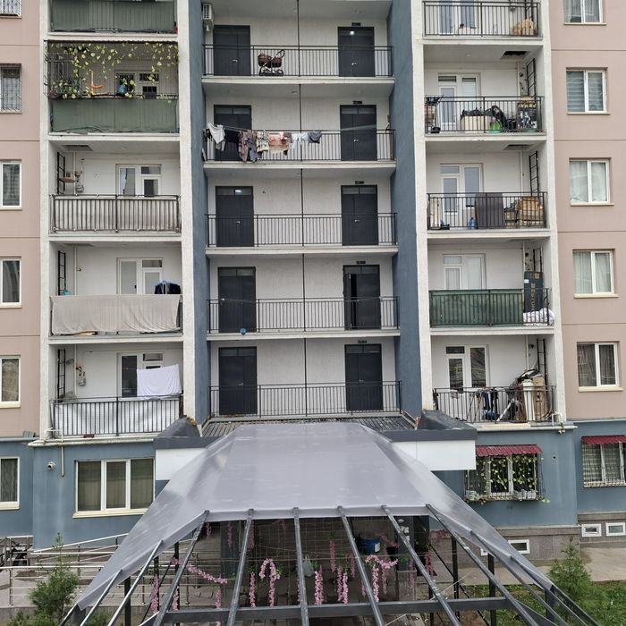 Tent montaj Reklama banner xizmati