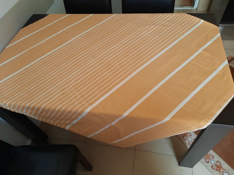 Fata de masa tesuta,Dantela lata crosetata manual