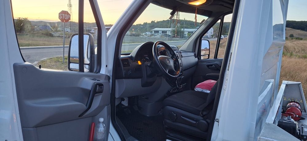 Mercedes Sprinter 319, Motor 3.0, V6, 190 CP, Euro6