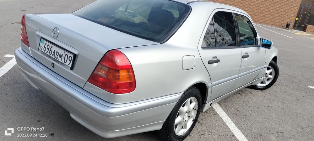 Продам Мерседес бенз С180