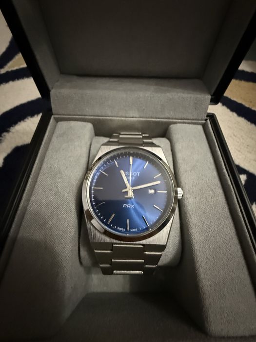 Продам часы Tissot PRX