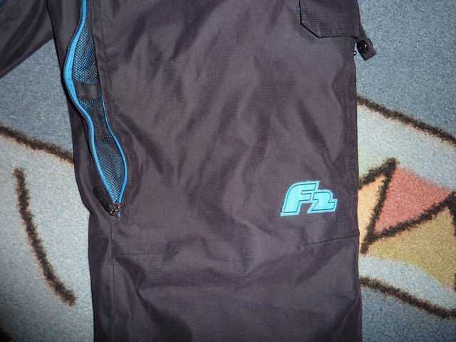 Vand Pantaloni Ski F2 , Marimea – S- M .