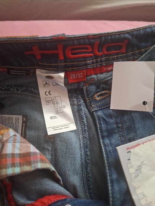 Blugi cu protectii moto