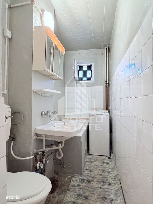 Apartament de vanzare cu doua camere parter Piata Doin Calea Sagului — fotografia 3