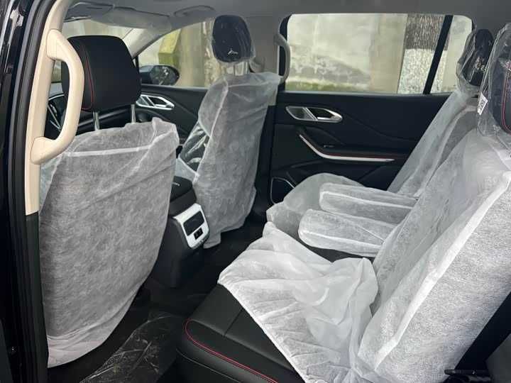 Hongqi HS7 PHEV 2025 2.0T PHEV 2WD Flagship Edition 6-местный