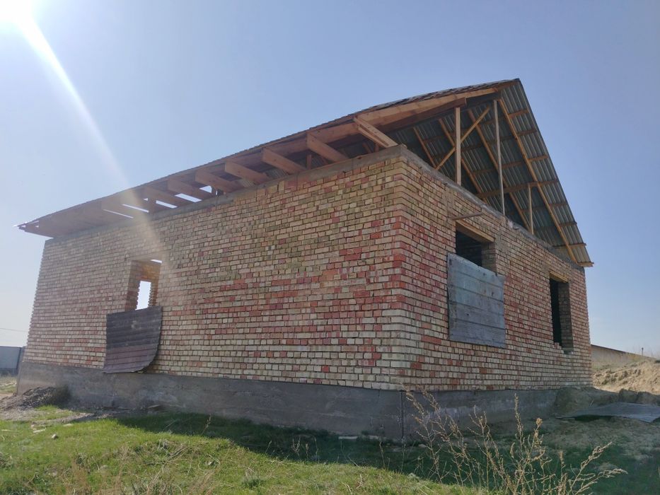 Жер үй сатылады..