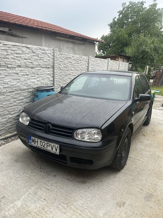 VOLKSWAGEN Golf 2001
