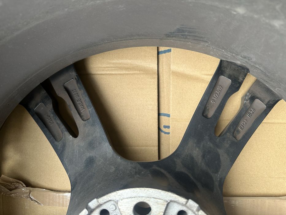 Jantă bmw m5.f90.r19.cod:8043663