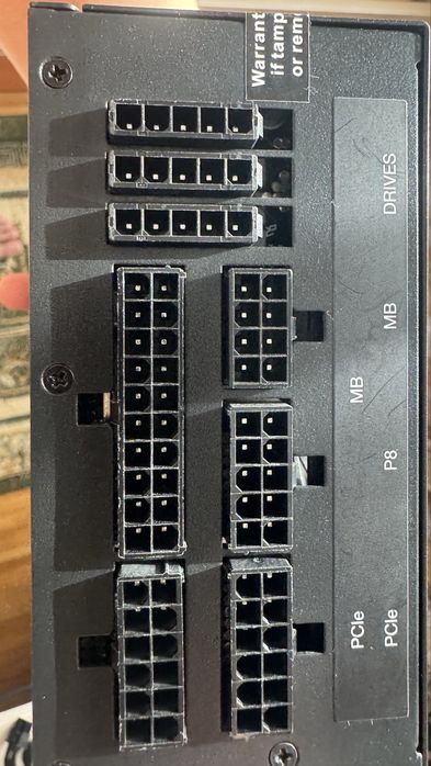 Продаю качественный блок питания