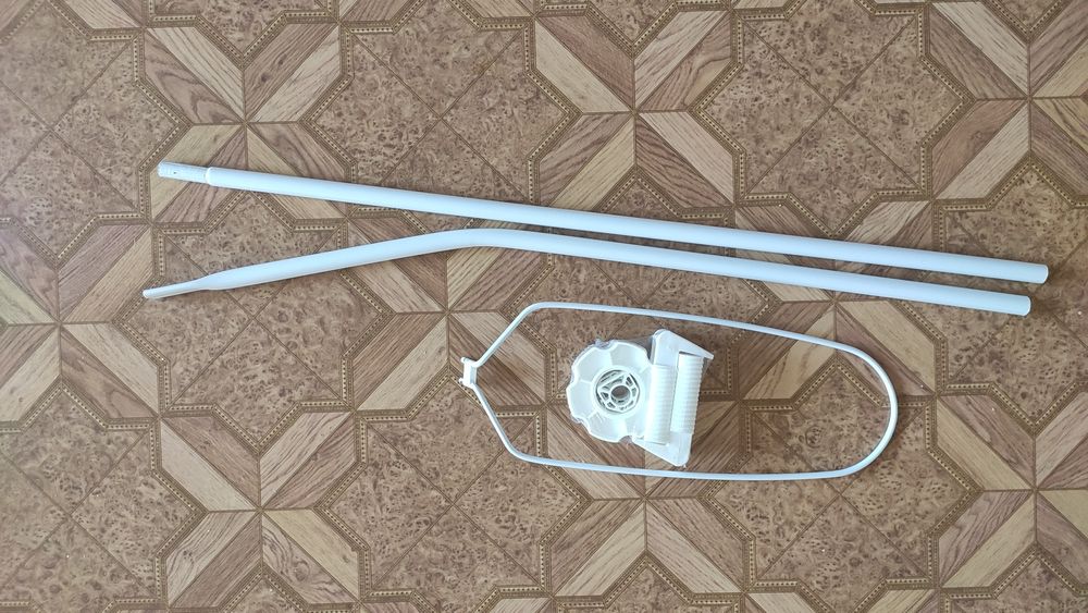 Крепёж на детскую кроватку, манеж.