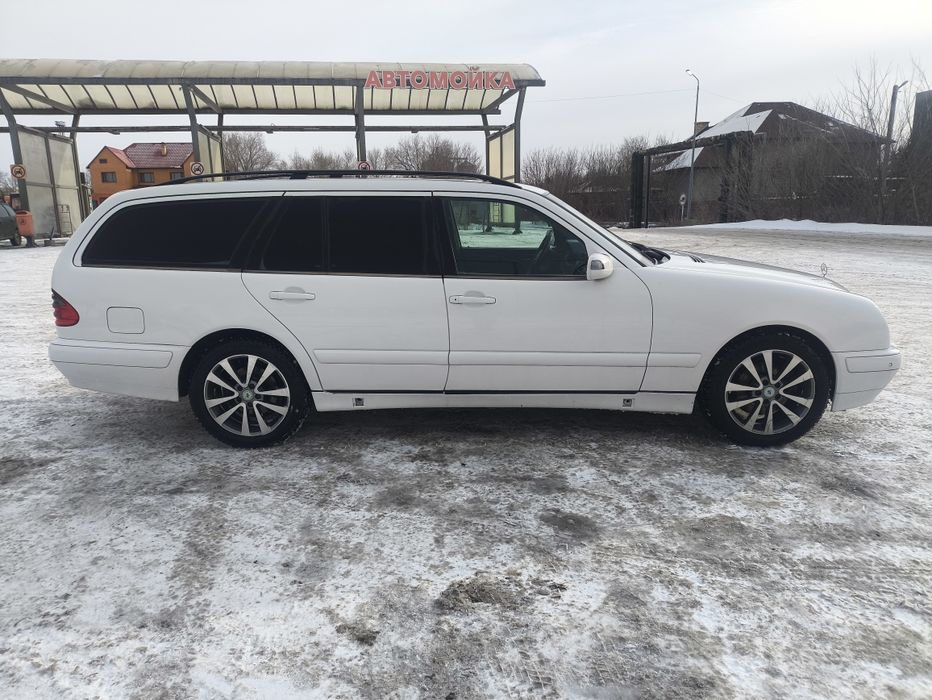Mercedes е 320 универсал