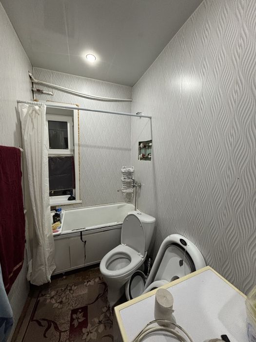 Срочно продам 3х ком в 2х этажке