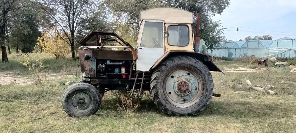 Продам трактор ЮМЗ 6