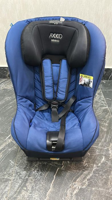 Scaun auto copii AXKID Minikid – Rear Facing (0–25 kg)