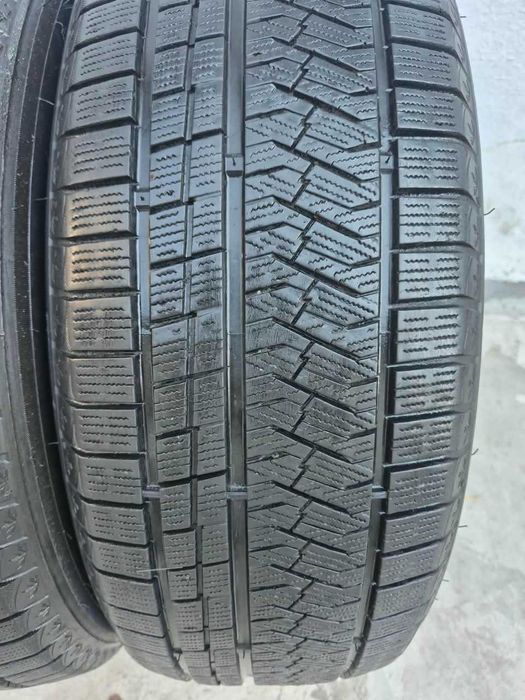 235/60R18 Triangle