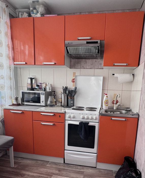 Продам кухонный  гарнитур