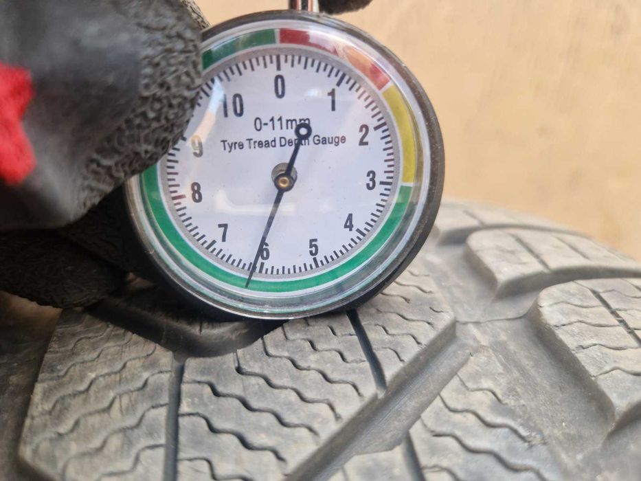 2 Pirelli R18 255/35 Зимни гуми  DOT3516