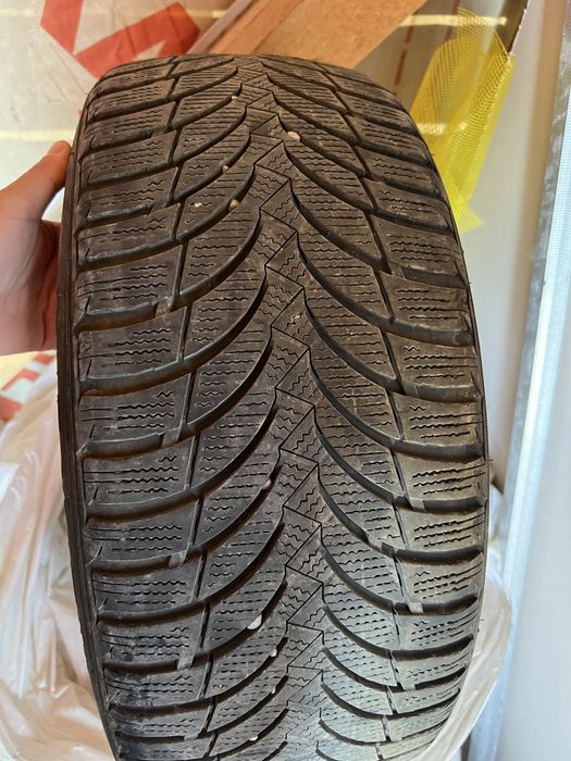 Anvelope iarna Nexen 225/50/r17 98v  7mm profil Dot 2023