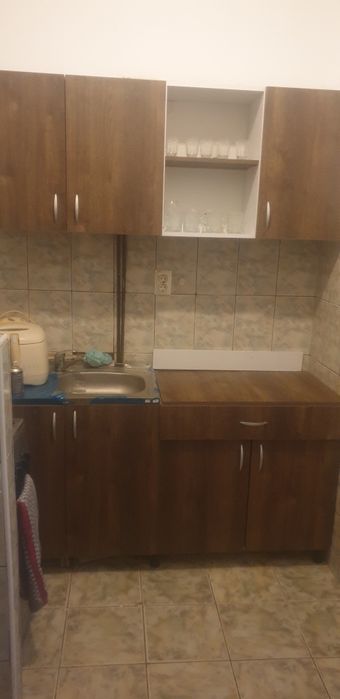 Închiriez garsonieră