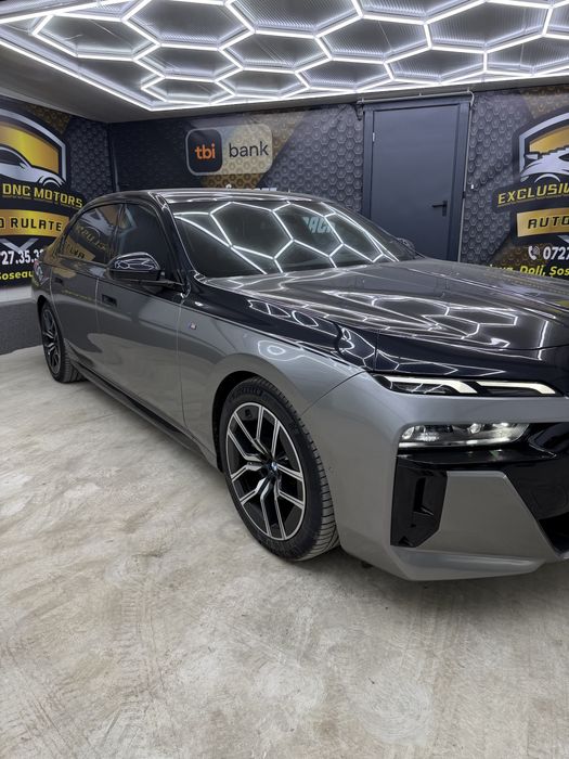 BMW SERIA 7 G70 4.0d 2024/NightVision/Bowers&Wilkins/Distronic/Bicolor